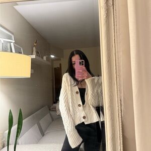 Chunky Knit White Abercrombie & Fitch Cardigan Sweater